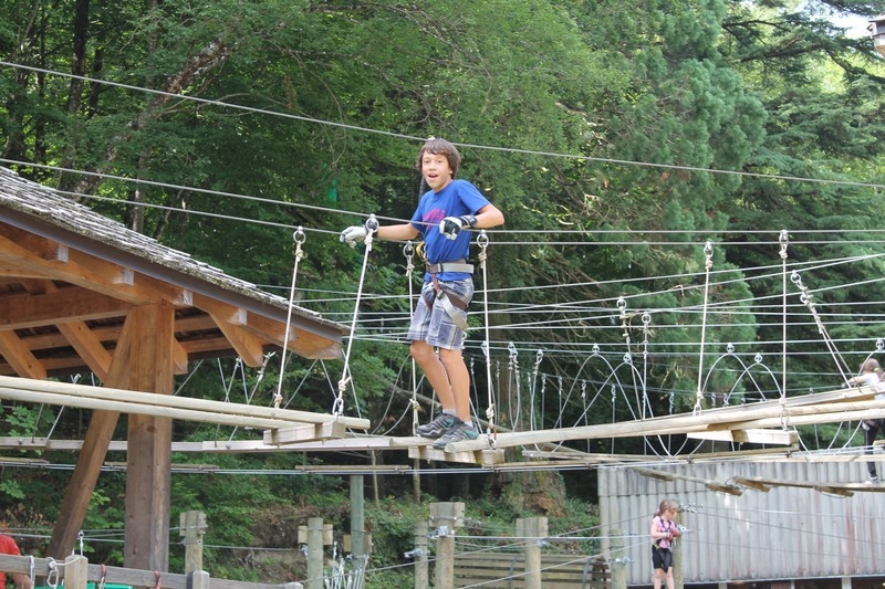 Village Camps International Summer Camp Leysin, Switzerland 2025-08-09 https://www.villagecamps.com/journals_admin/images/700-40-accrobranchee (35).jpg